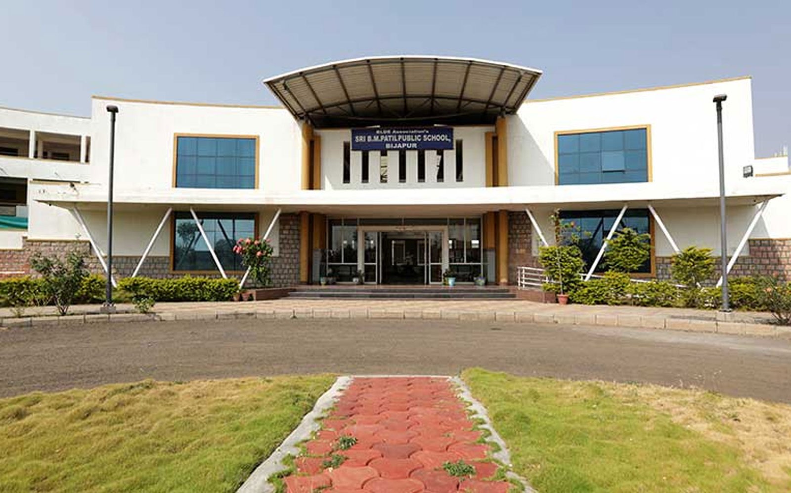 RD Gardi Medical College