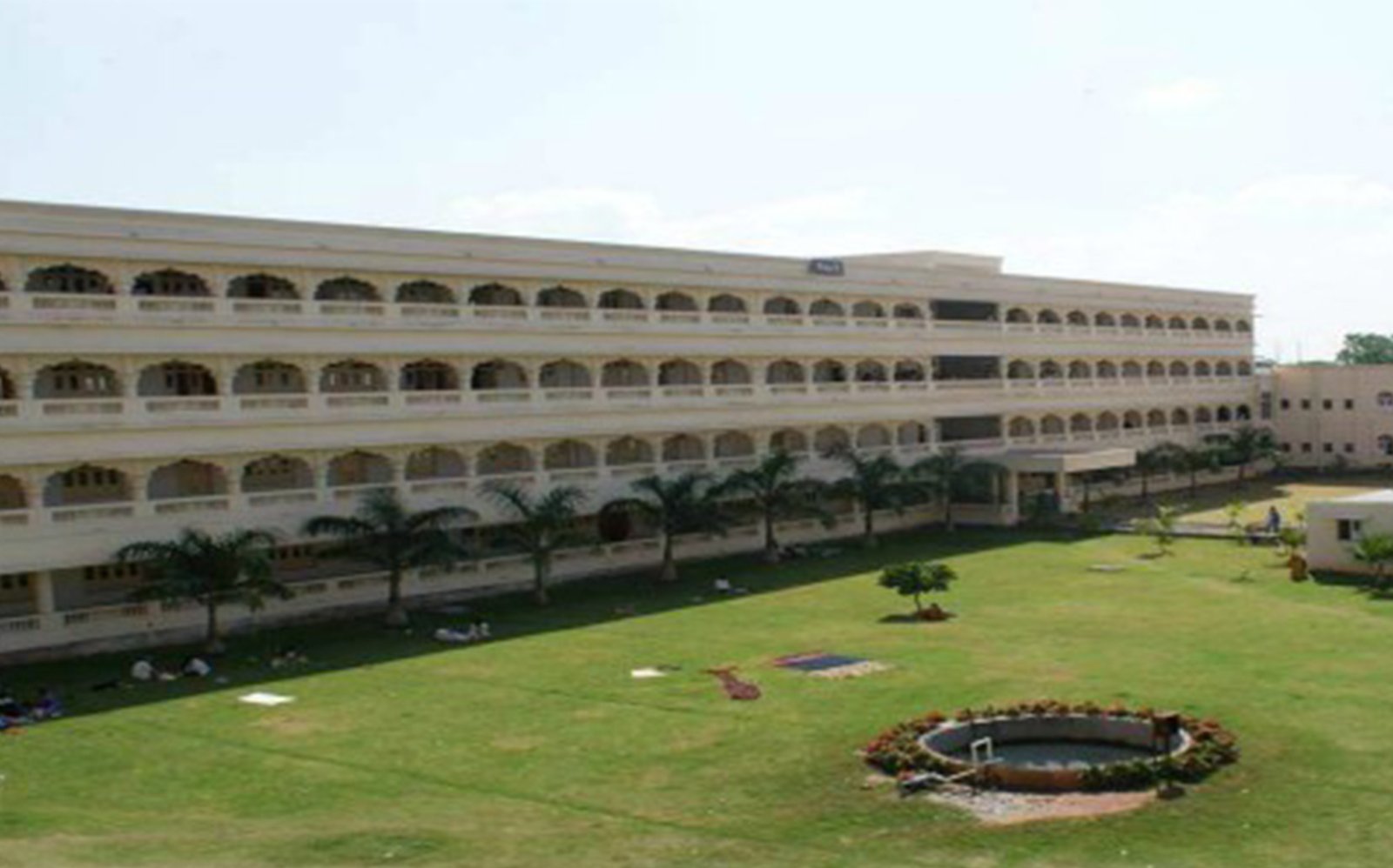 Chirayu Medical College