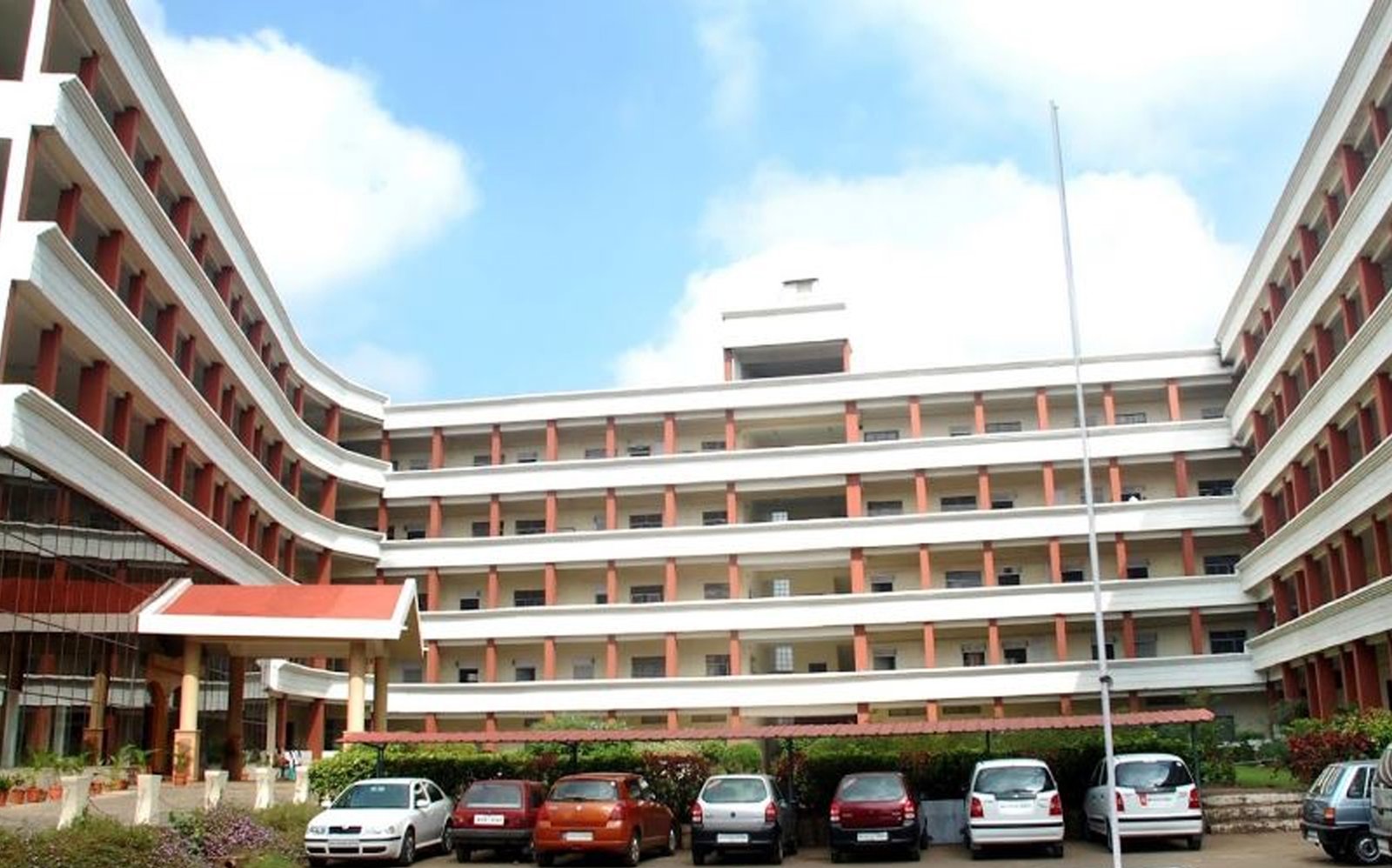 RD Gardi Medical College