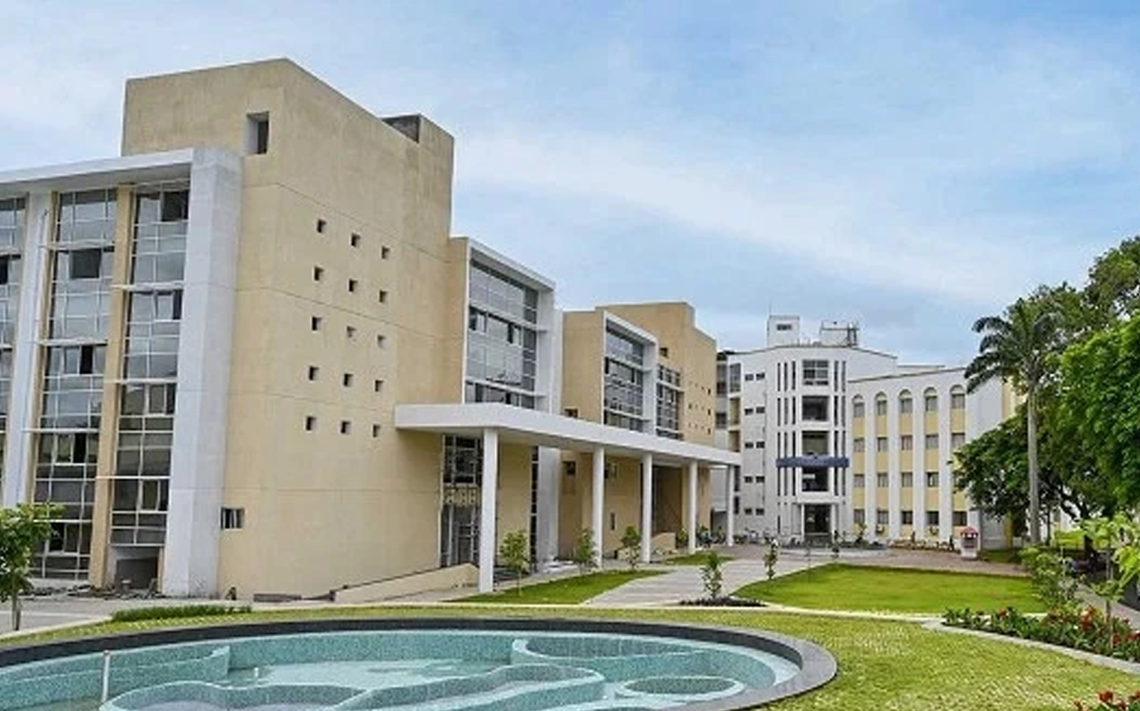 Chirayu Medical College